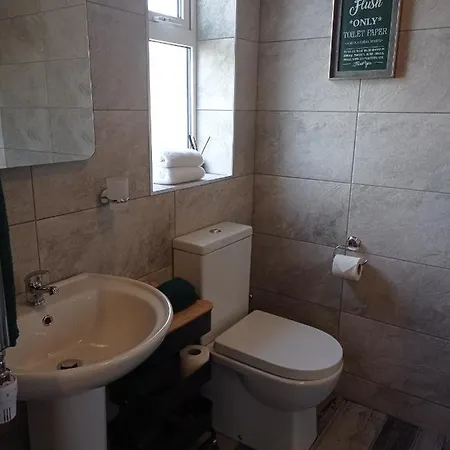 The Sleepy Leprechaun 4*