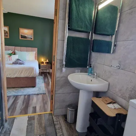 The Sleepy Leprechaun Bed & Breakfast 4*