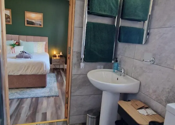 The Sleepy Leprechaun Bed & Breakfast 4*