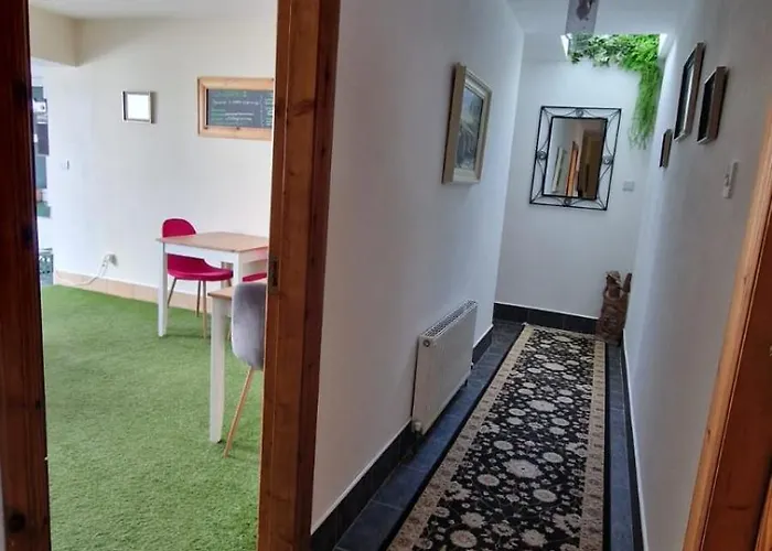 The Sleepy Leprechaun 4*